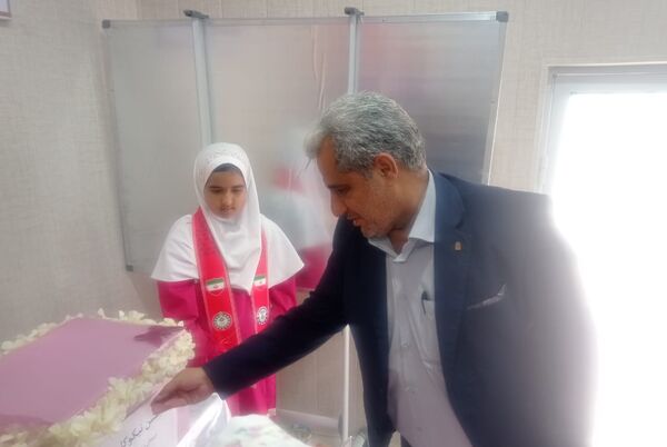 آیین نمادین «جشن عاطفه‌‌ها» در ناحیه یک بندرعباس 