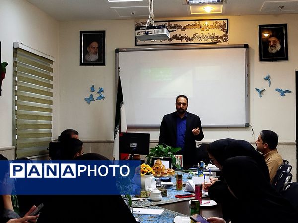 بحران آب مشهد زیر ذره‌بین رسانه‌ها و کارشناسان در فرهنگسرای محیط زیست