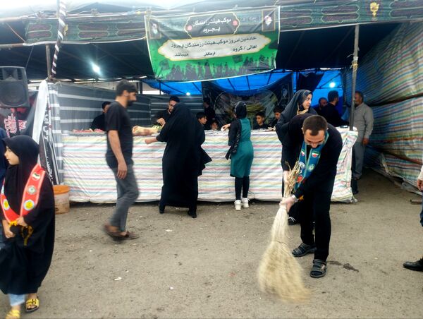خدمت‌رسانی فرهنگیان و دانش‌آموزان پیشتاز زنجانی در موکب هیات رزمندگان ایجرود