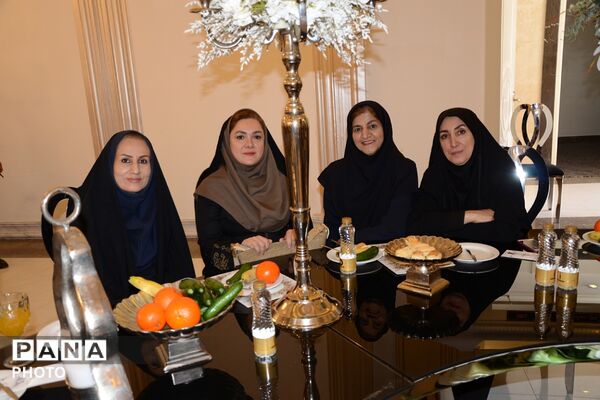 مراسم بزرگداشت و تکریم مقام و منزلت معلمان چهاردانگه