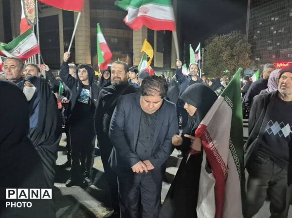میدان صادقیه صحنه نمایش اقتدار مردمی در محکومیت ظلم اسرائیل و آمریکا