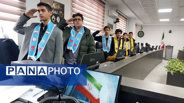 اولین نشست هیئت‌رئیسه و اعضای شورای دانش‌آموزی آموزش و پرورش ناحیه ۶  