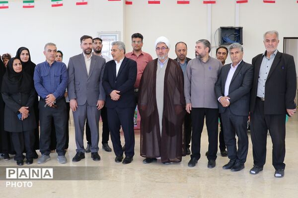 نخستین نمایشگاه تولیدات مشاغل خانگی در سرای محله نسیم شهر