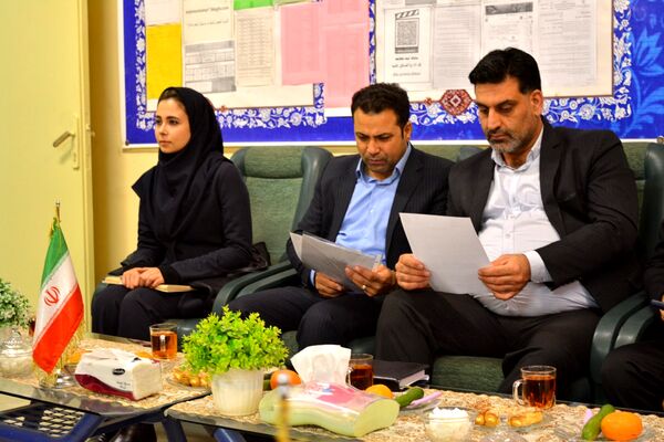 زنگ پژوهش در بهارستان‌دو