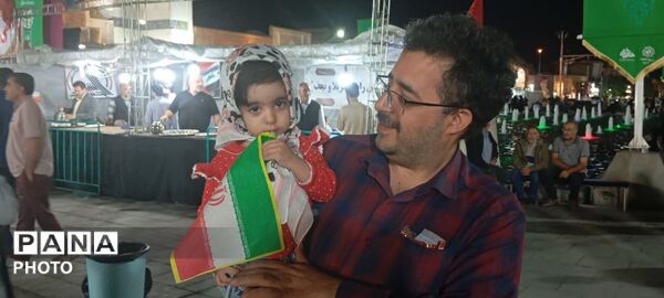گرامیداشت یاد دختران مدرسه شجره طیبه میناب در میدان امیرچخماق یزد