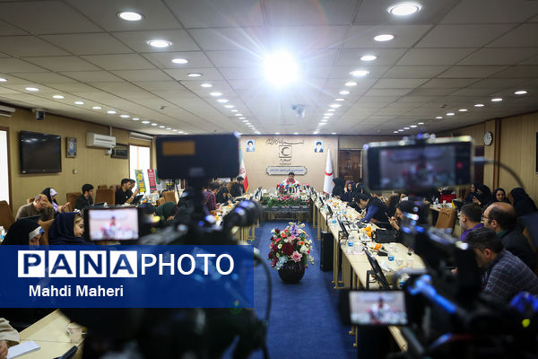 نشست خبری رئیس جمعیت هلال احمر