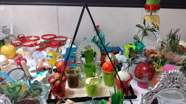 نمایشگاه دست سازه‌های بازیافتی دانش‌آموزان