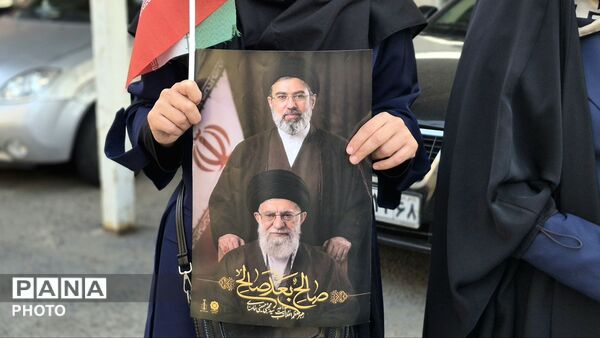 تجمع همبستگی و حمایت فعالین رسانه از نیروهای مسلح در دفاع از ایران اسلامی 