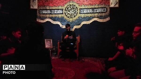 مراسم شب عاشورا در هیئت صراط الحسین (ع) 