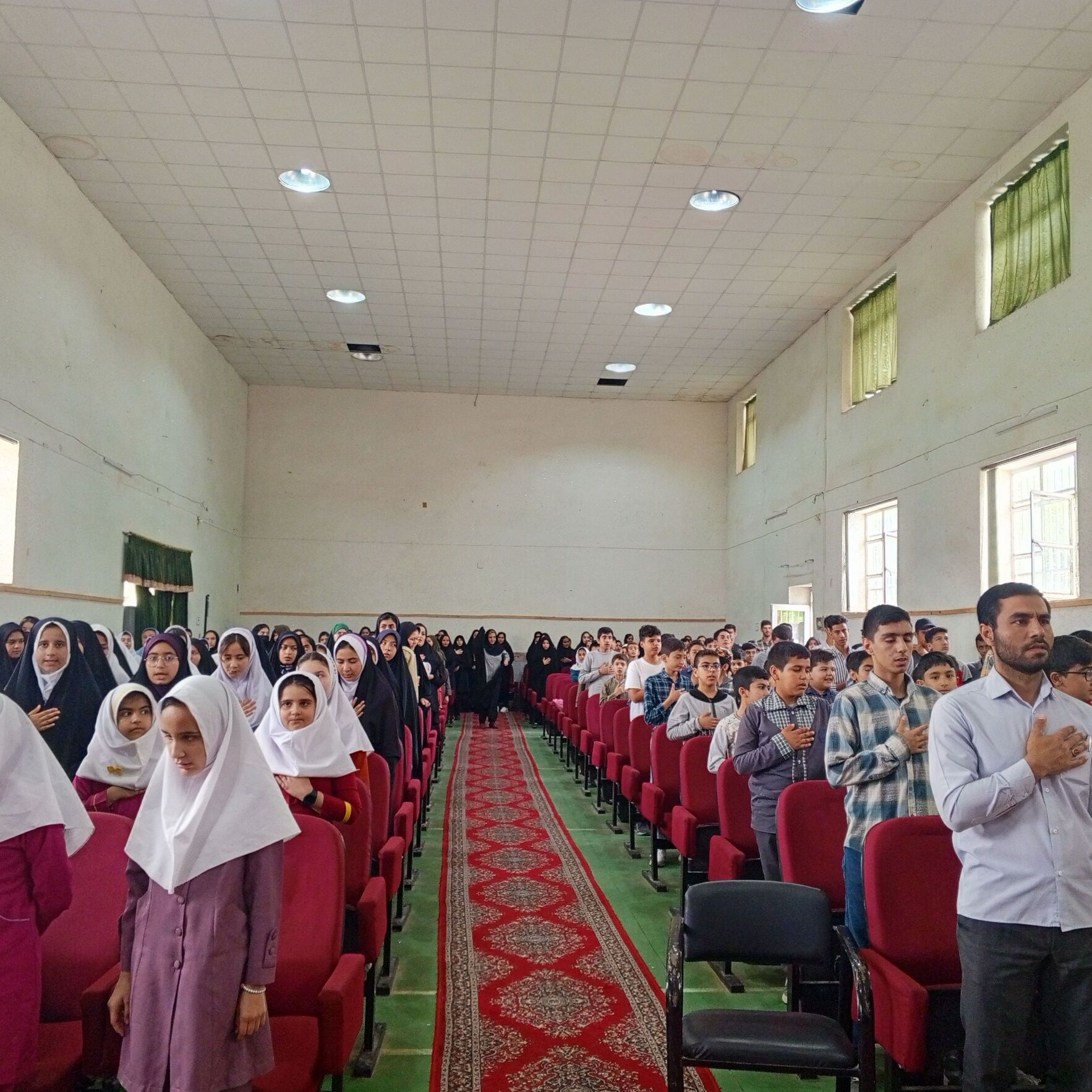 اختتامیه جشنواره‌ نوجوانان سالم در شهر فاروج 