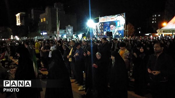 پنجاه و شش شب در میدان پای کار ایران
