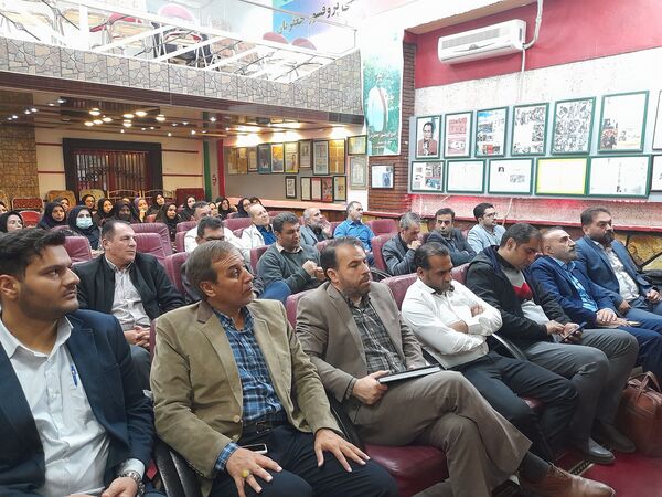 جلسه‌ کیفیت بخشی آموزشی مدیران مدارس مقطع متوسطه اول آموزش و پرورش شهرستان ملارد 