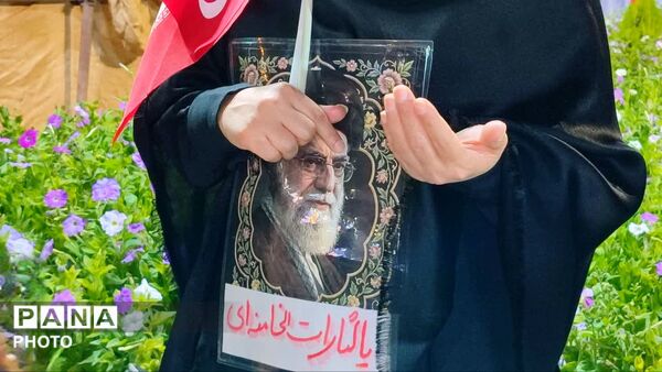 تجمع مردمی شهرستان نجف‌آباد همراه با عزاداری ایام محرم