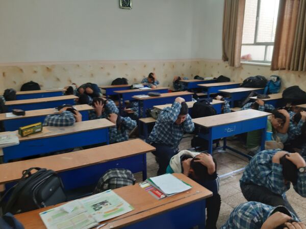 مانور زلزله و ایمنی در مدارس شهرستان ورامین 