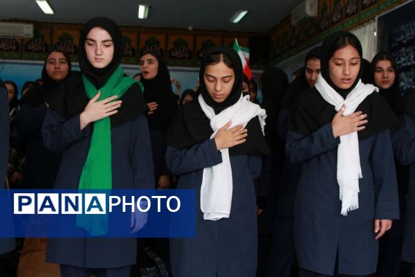 برگزاری یادواره شهدا در مدرسه بنت‌الهدی بهارستان ۲