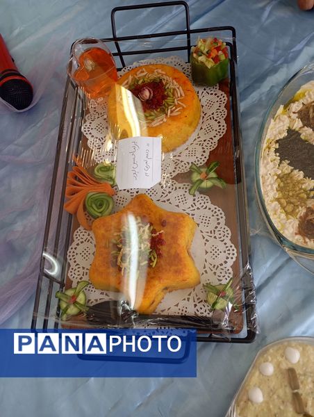 جشنواره غذا دبیرستان شهید تاجی(فضلیت)