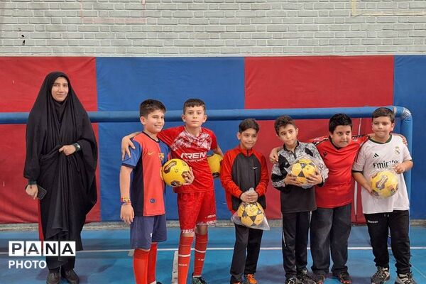 همایش پدر پسری به مناسبت هفته سلامت روان در سالن حضرت عبدالعظیم (ع) شهرری