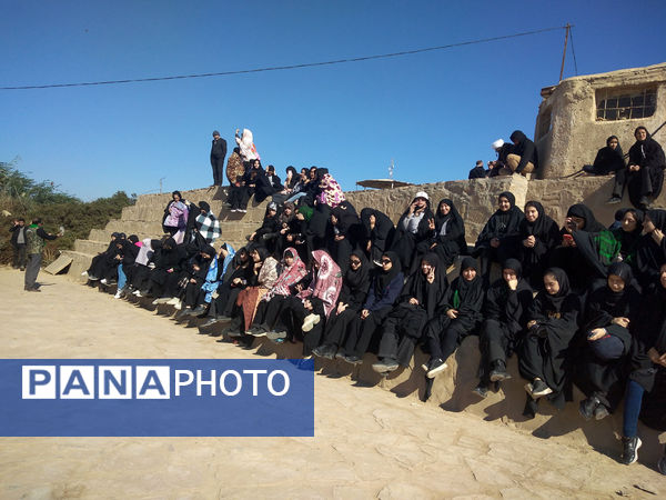 اردوی راهیان نور دختران دانش‌آموز قم