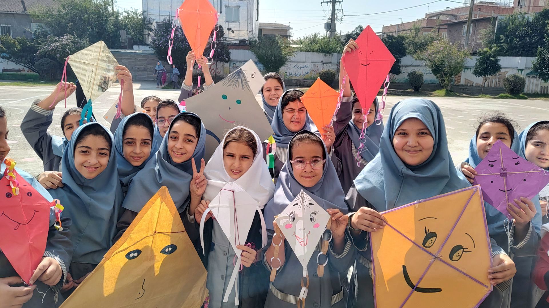 روز جهانی کودک در دبستان شهید احمدپور قائمشهر