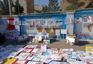 رویداد پلاکارد نویسی در دبیرستان حضرت معصومه (س) سمنان