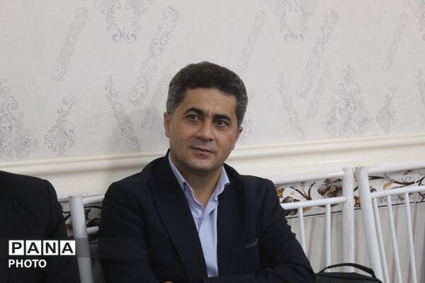 تجلیل از سفیران سلامت در شهرستان ملکان