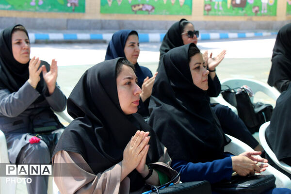 آیین نواختن زنگ سپاس معلم در شهرستان سملقان