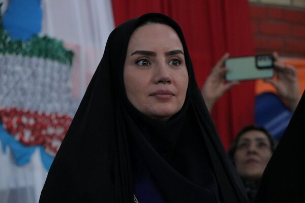 همایش «یاوران انقلاب» در بهارستان‌دو