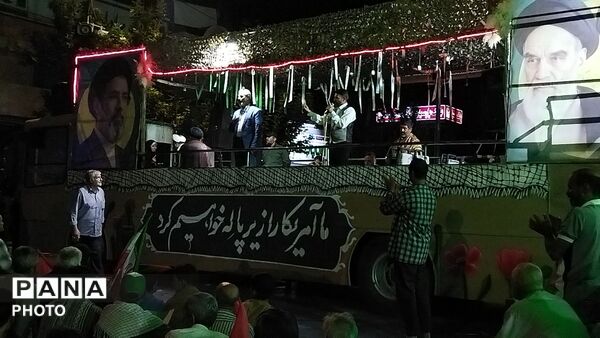 حضور پرشور مردم در اجتماعات «۱۸۲ شب» حسینیه امام خمینی(ره)