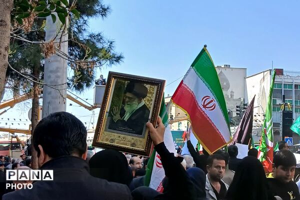 کبوتران عاشق به امام شهیدشان پیوستند