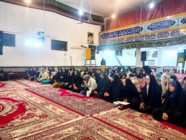 اعتکاف دانش‌آموزی در شهر بهنمیر