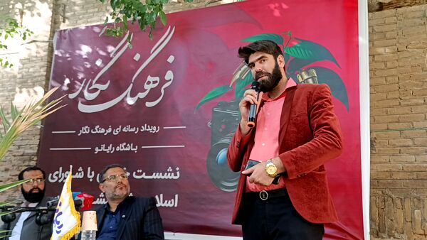 نشست خبری اعضای باشگاه رایانو با نایب رئیس شورای اسلامی شهر مشهد مقدس