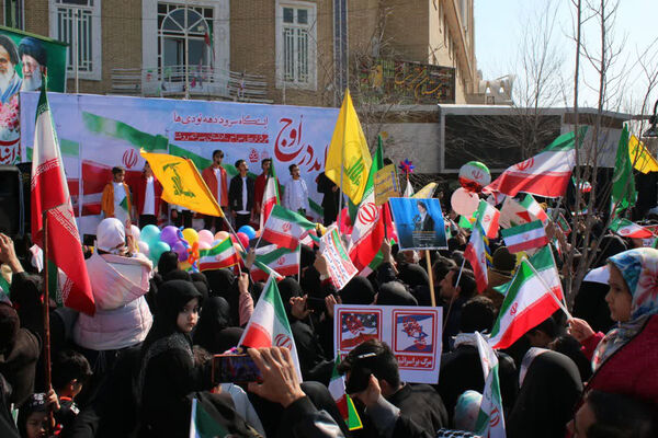 راهپیمایی 22 بهمن در قم -3 