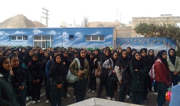 زنگ مهر؛ مدارس شهرستان فیروزکوه