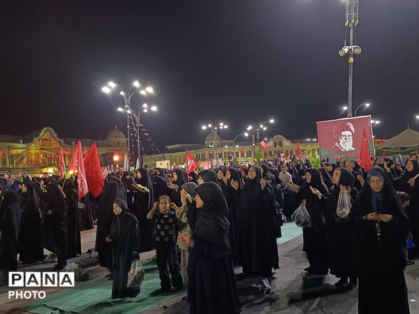 بازخوانی شکوهِ وفاداری به رهبر شهید در همدان