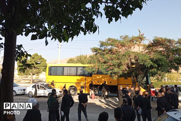 سنگین‌ترین پرچم، نصیب شانه‌های وفادار