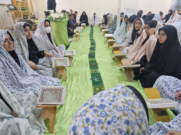 برگزاری محفل انس با قرآن کریم