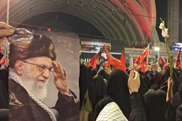 آیین وداع ملت ایران با پدر امت؛ خیزش یک ملت در سوگ رهبر شهید