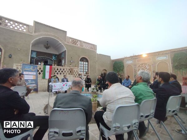 شب شعر جاودانگی در شهرستان خلیل‌آباد 