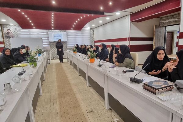برگزاری کارگاه‌های آموزشی مهارت ارتباط مؤثر و سبک زندگی اسلامی-ایرانی ویژه رابطین امور بانوان منطقه کهریزک 