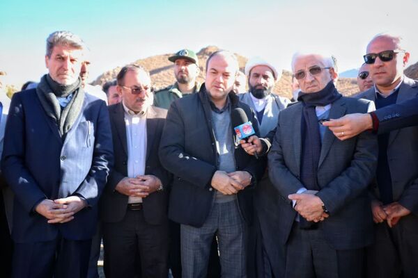 بازدید استاندار از مکان جانمایی شده برای احداث سد ۱۲ میلیون مکعبی دربند 