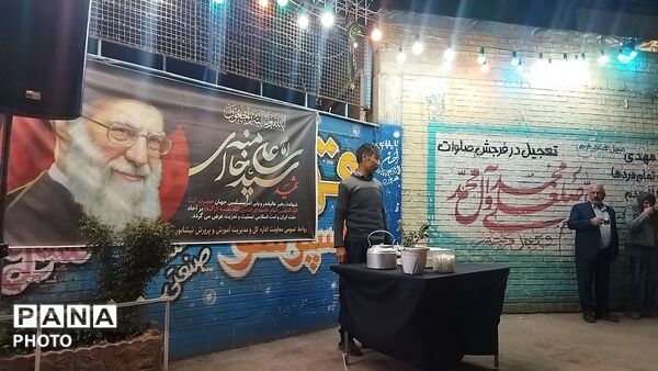 گذری بر اجتماع مردم نیشابور در فلکه صنعت 