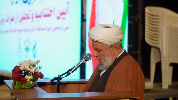 اختتامیه سی‌و‌دومین دوره مسابقات قرآن و عترت بسیج امام حسین (ع) کرج 