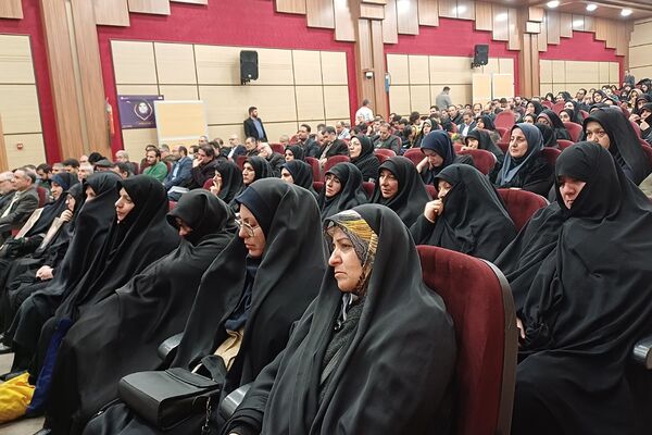 همایش جهاد تبیین در اردوگاه شهید محمد منتظری شهریار 