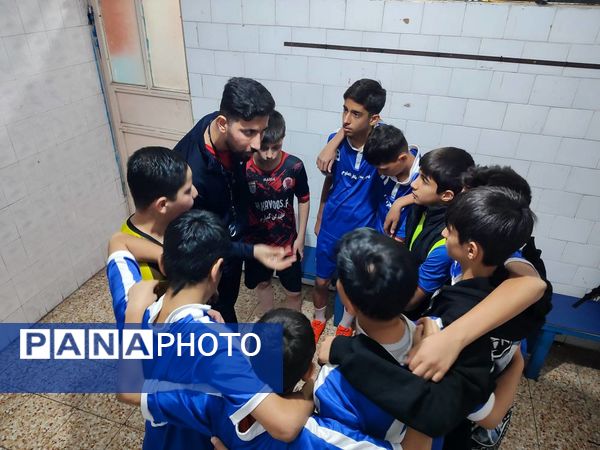 مسابقات منطقه‌ای‌ فوتسال دانش‌آموزان پسر