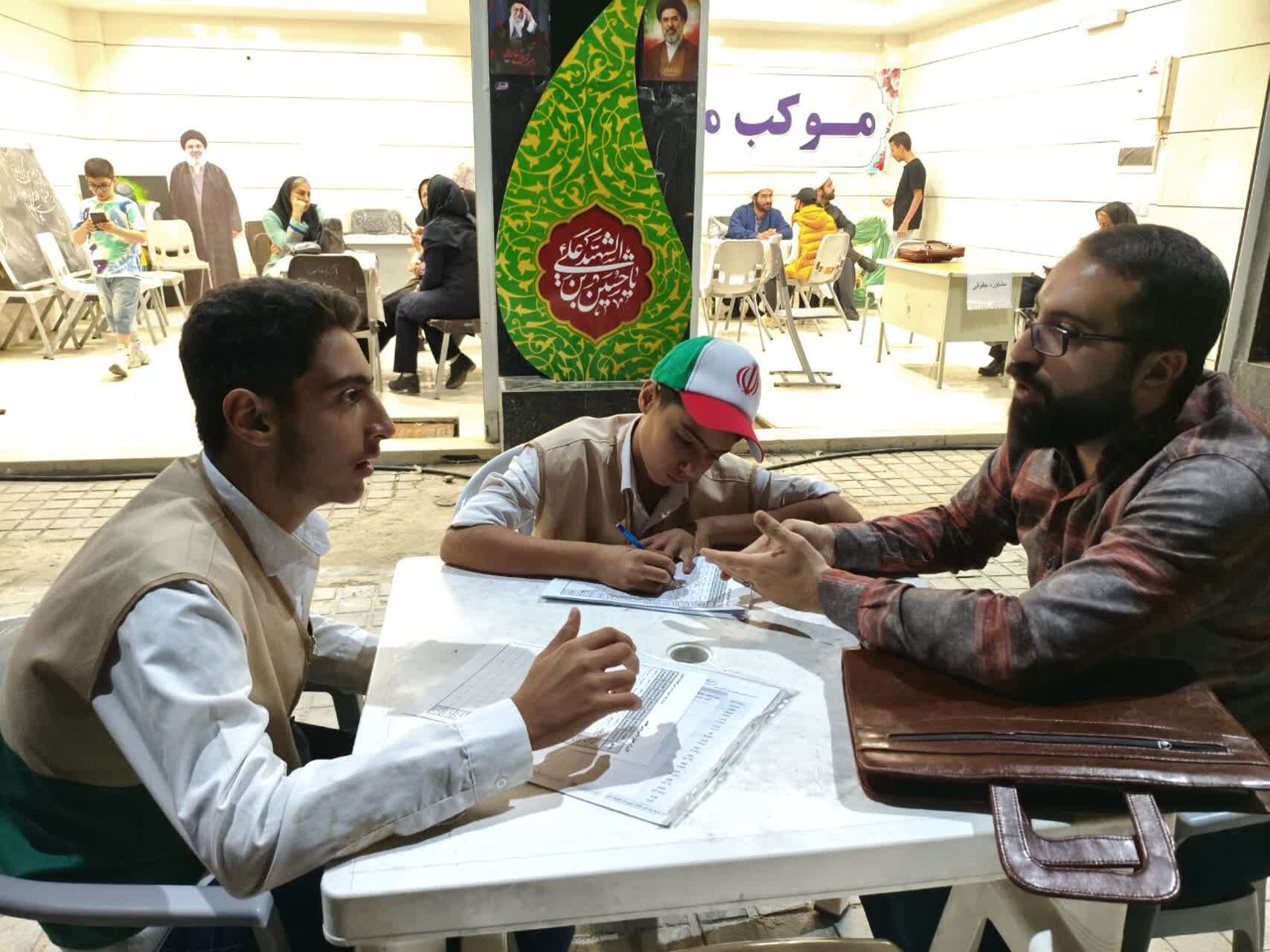 برگزاری موکب اداره آموزش و پرورش ناحیه چهار استان اصفهان