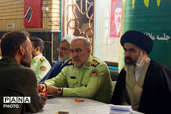 نماز جمعه بهارستان؛ تجلی وحدت با حضور دانش‌آموزان