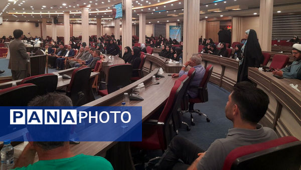 آیین اختتامیه و تقدیر از برگزیدگان سیزدهمین دوره جشنواره نوجوان سالم در قم