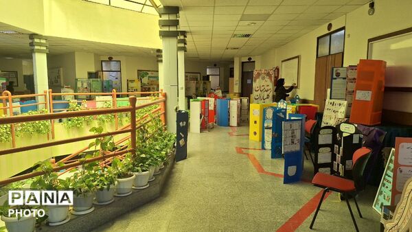 درخشش خلاقیت دانش‌آموزان خراسانی در نمایشگاه استانی طرح جابربن‌حیان 