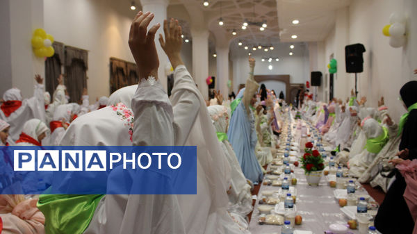 همایش 1100 نفری روزه اولی‌ها در حرم حضرت معصومه(س)