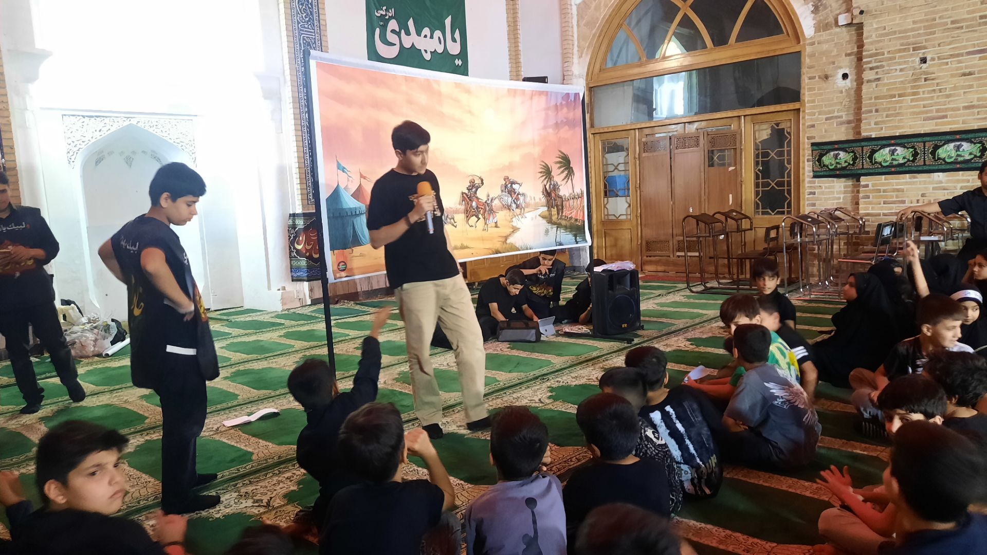 فعالیت غرفه کودک در مسجد جامع نیشابور
